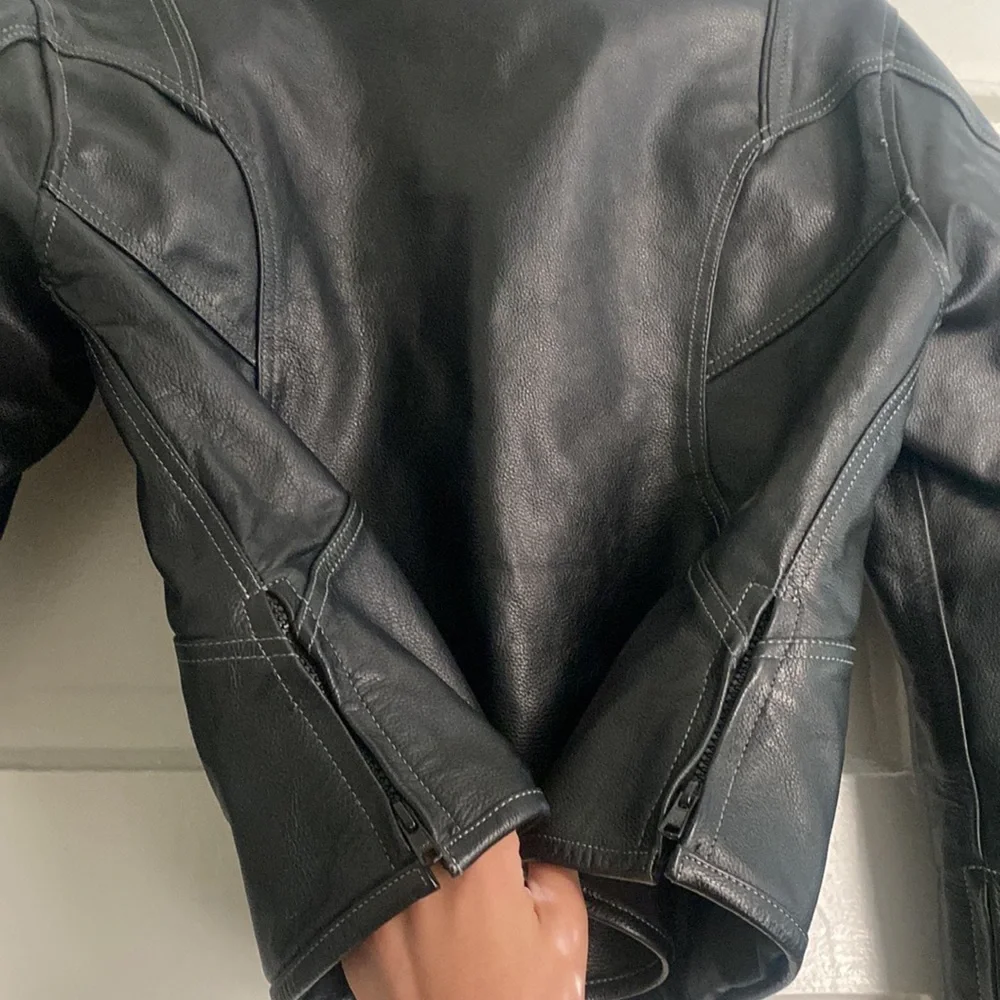 Lady Rider by Frank Thomas Motorcycle Jacket - Picture 12 of 12